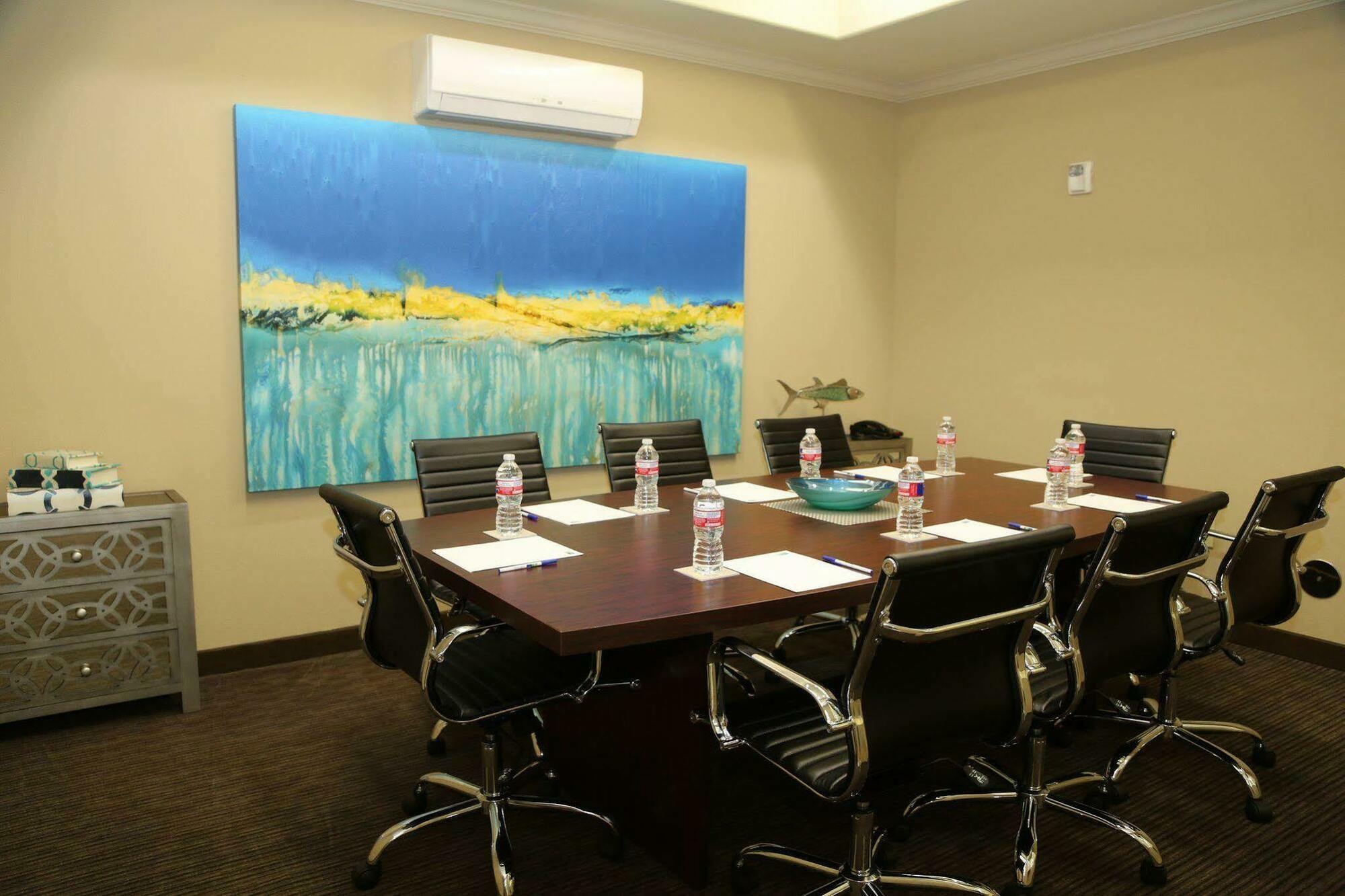 Holiday Inn Express & Suites La Porte, An Ihg Hotel Εξωτερικό φωτογραφία